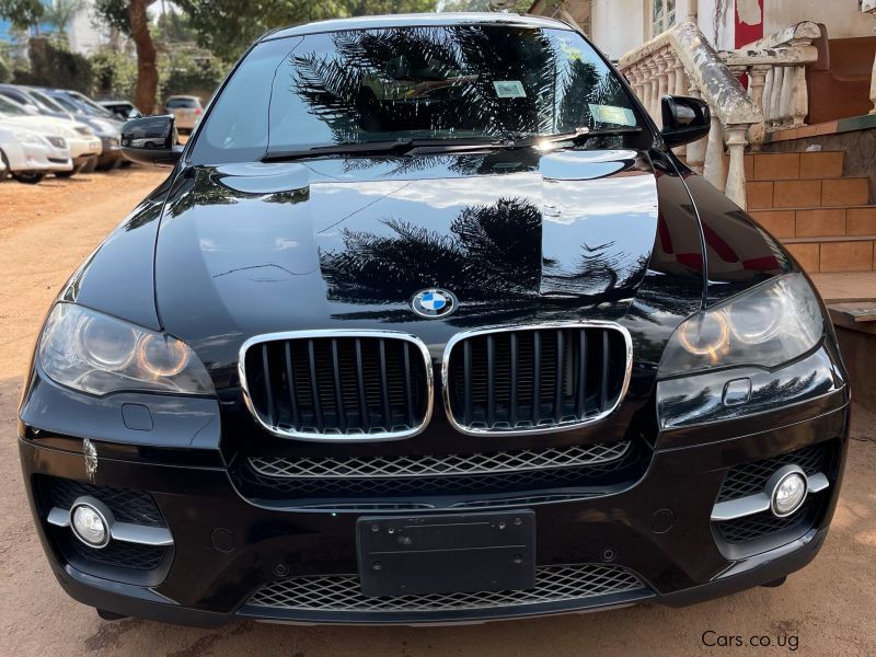 BMW bmw x6 in Uganda