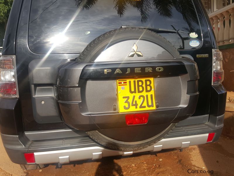 Mitsubishi pajero in Uganda
