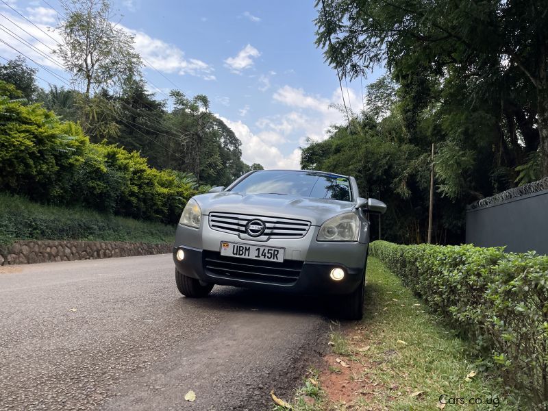 Nissan Dualis in Uganda