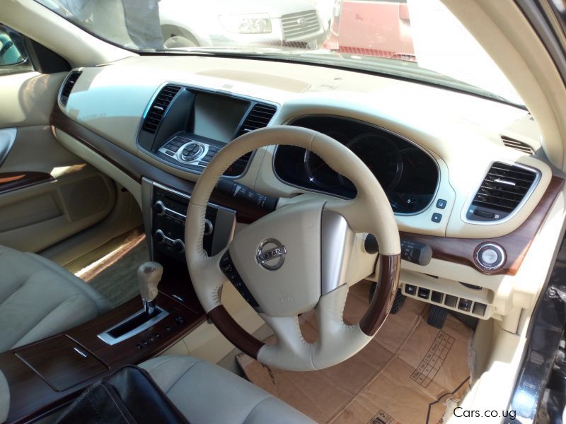 Nissan Teana 250XL in Uganda