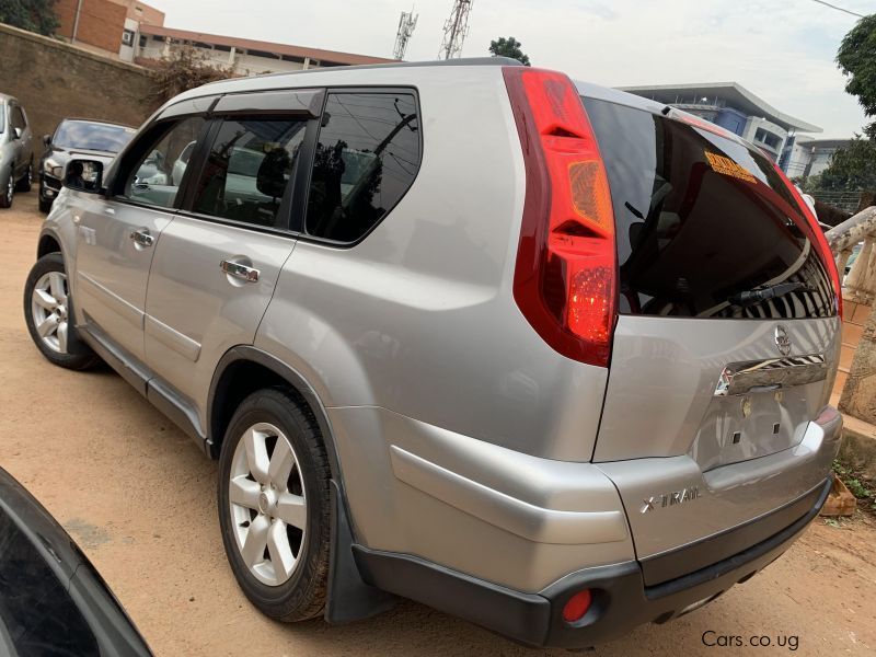 Nissan x-trail in Uganda