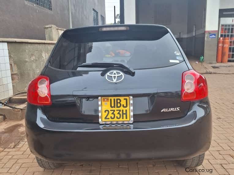 Toyota AURIS in Uganda
