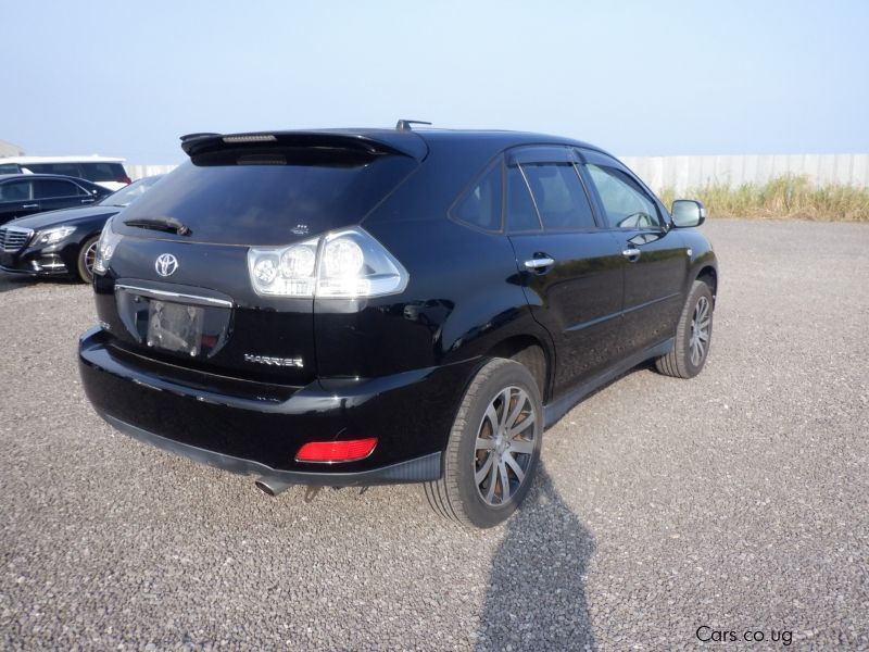 Toyota HARRIER in Uganda