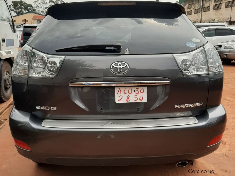 Toyota Harrier in Uganda