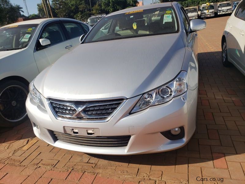 Toyota MARK X in Uganda