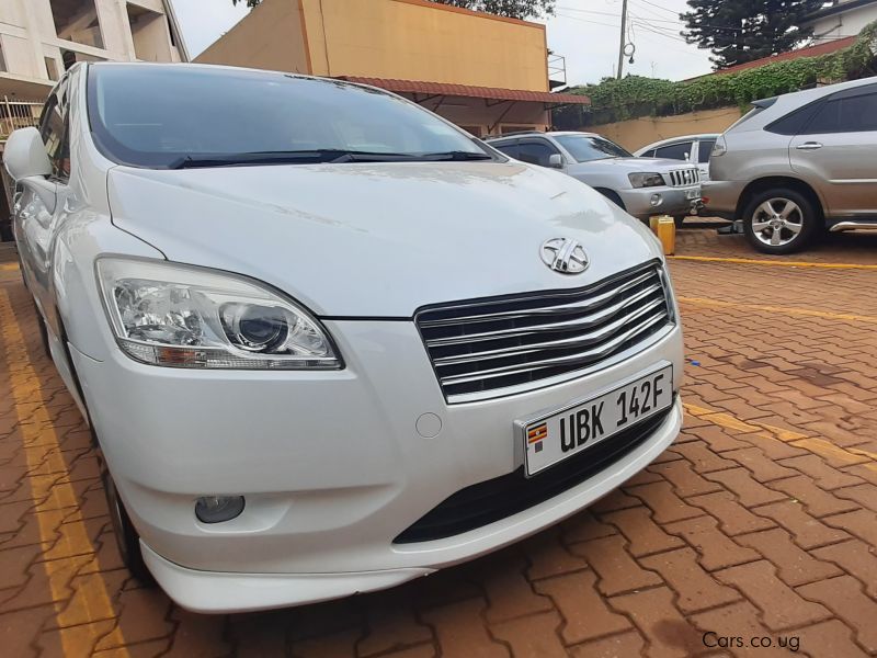 Toyota Mark X Zio in Uganda