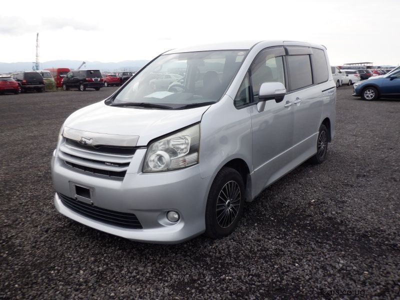 Toyota Noah (S) in Uganda