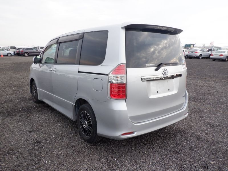 Toyota Noah (S) in Uganda