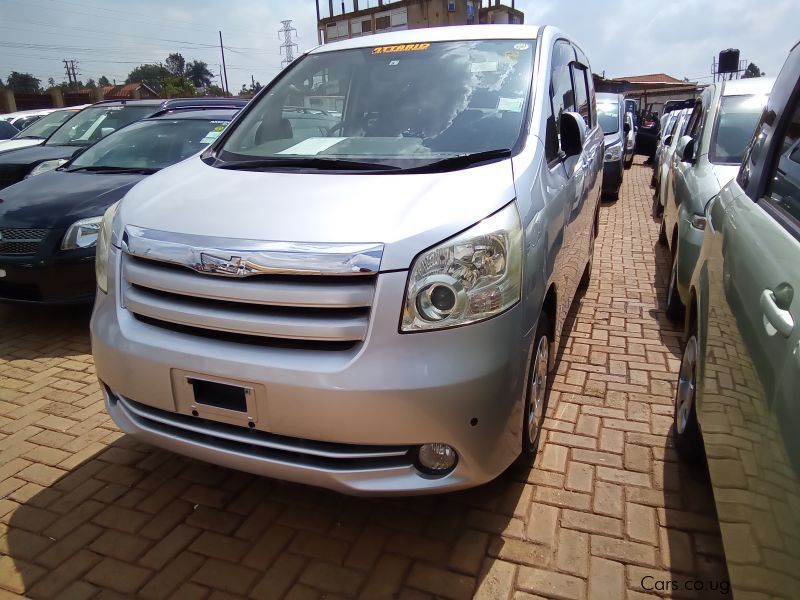 Toyota Noah in Uganda