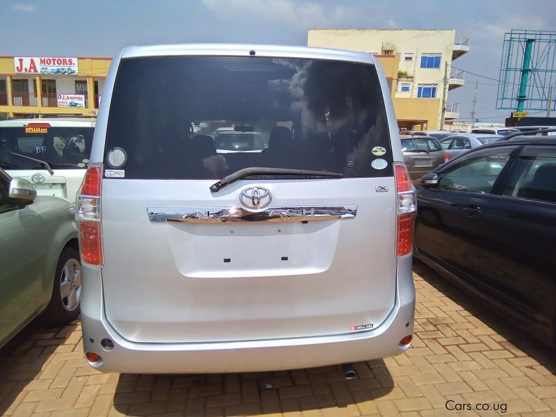 Toyota Noah in Uganda