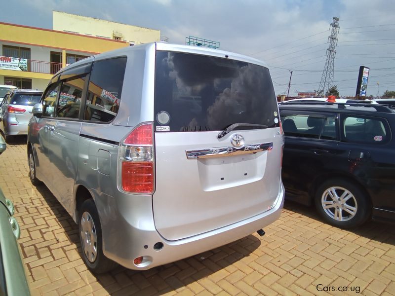 Toyota Noah in Uganda