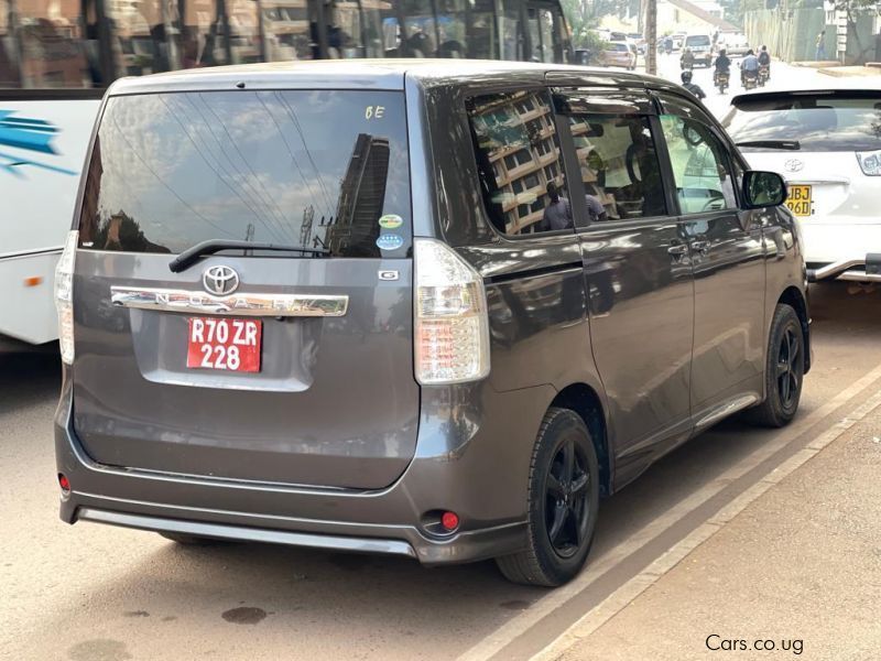 Toyota Noah in Uganda