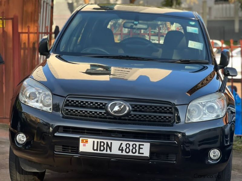 Toyota Rav4 in Uganda