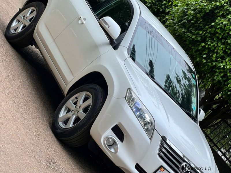 Toyota Vanguard in Uganda