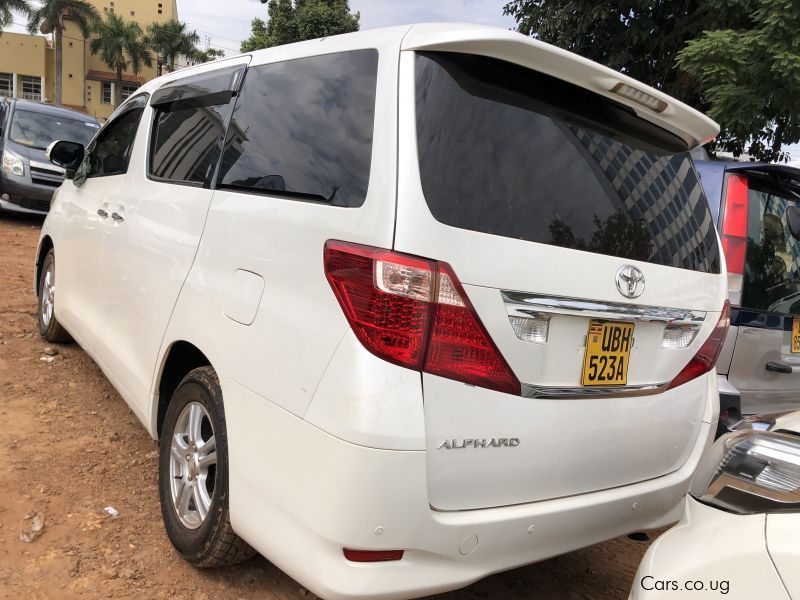 Toyota alphard in Uganda