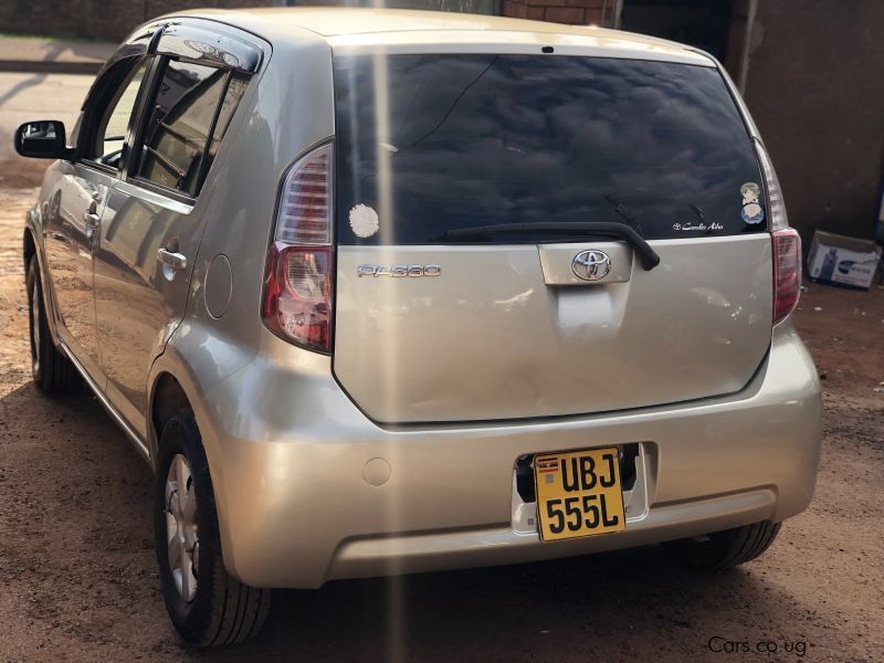 Toyota passo in Uganda