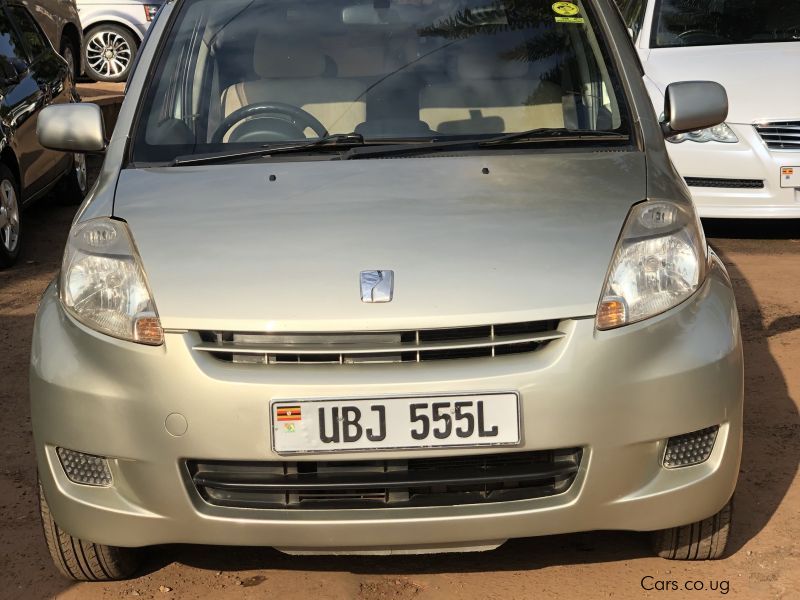 Toyota passo in Uganda