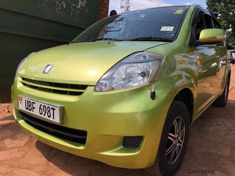 Toyota passo in Uganda