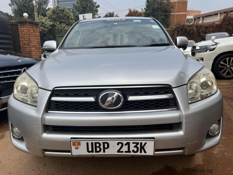 Toyota rav4 in Uganda