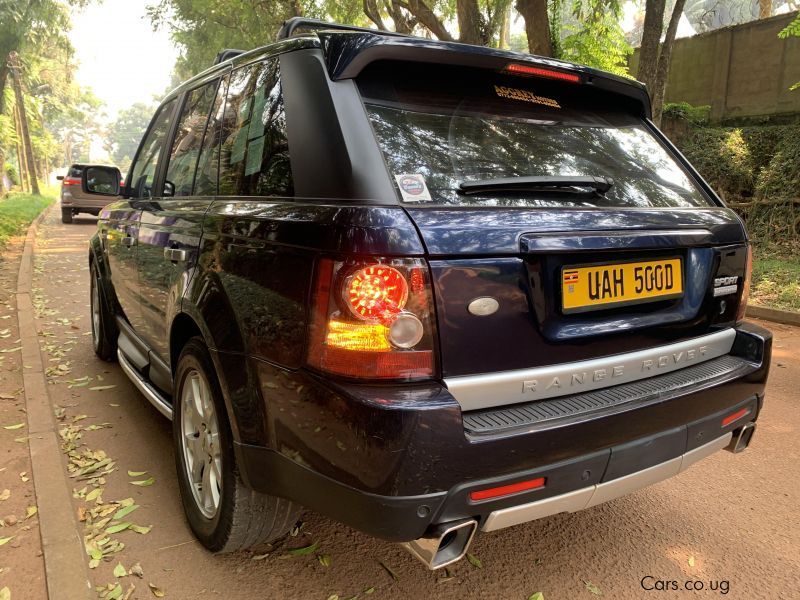 Land Rover range rover sport in Uganda