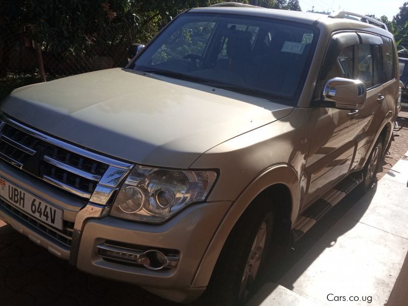 Mitsubishi pajero Exceed in Uganda