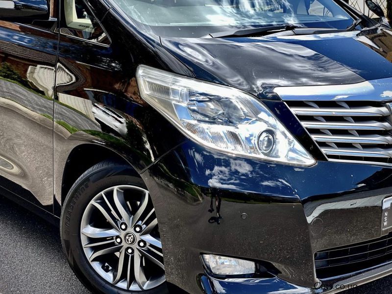 Toyota Alphard in Uganda