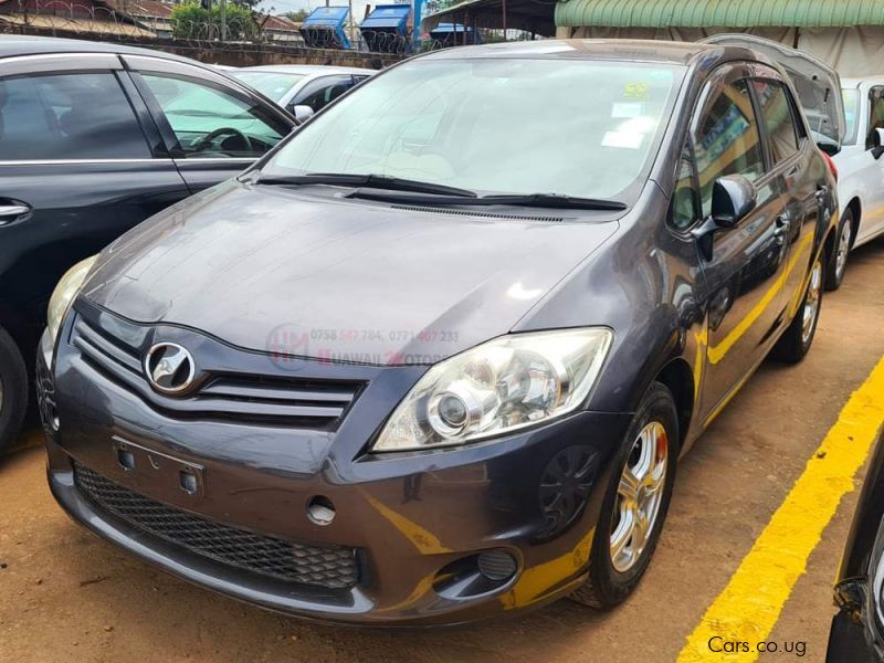 Toyota Auris in Uganda