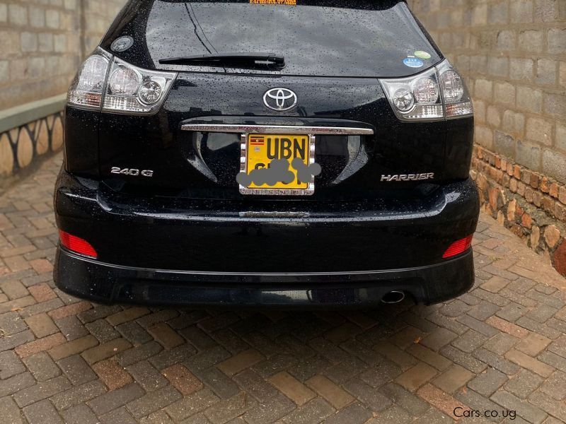 Toyota Harrier in Uganda