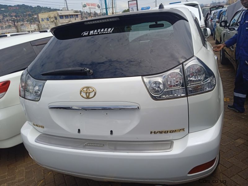 Toyota Harrier in Uganda