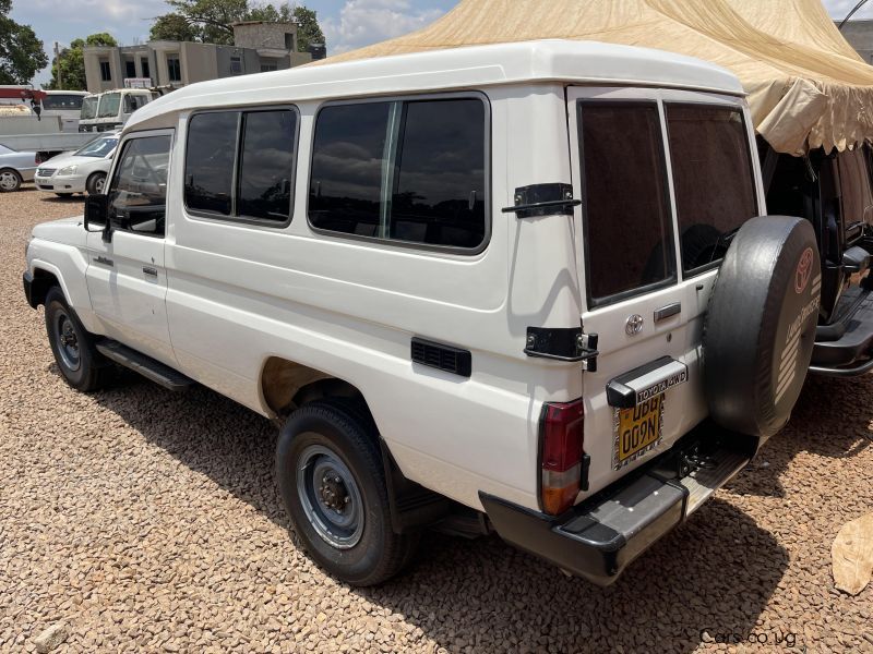 Toyota Land cruiser Hard top in Uganda