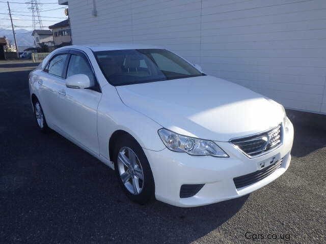 Toyota MARK X in Uganda