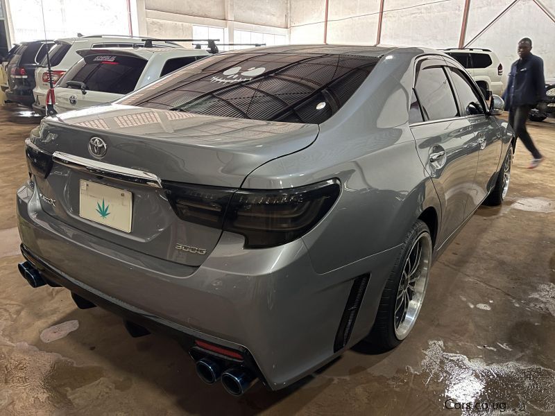 Toyota Mark X in Uganda