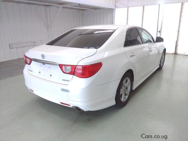 Toyota Mark X in Uganda