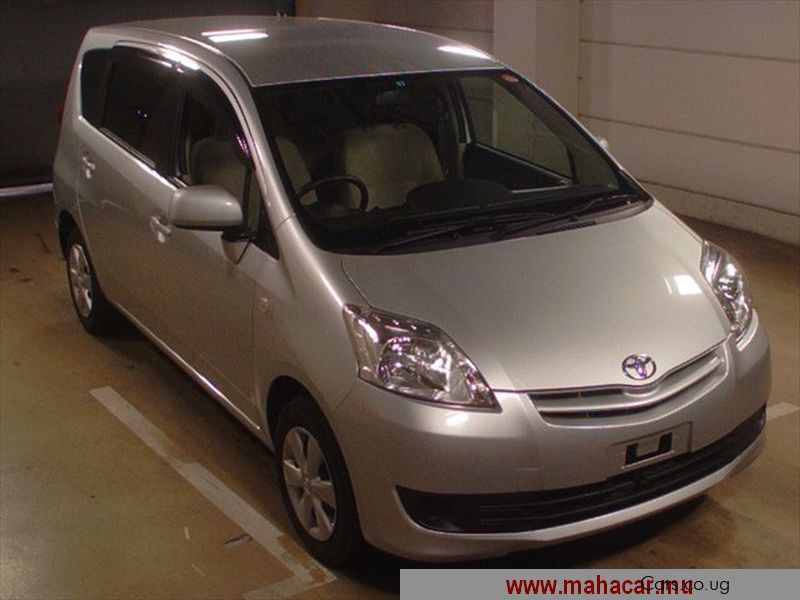 Toyota Passo Sette in Uganda