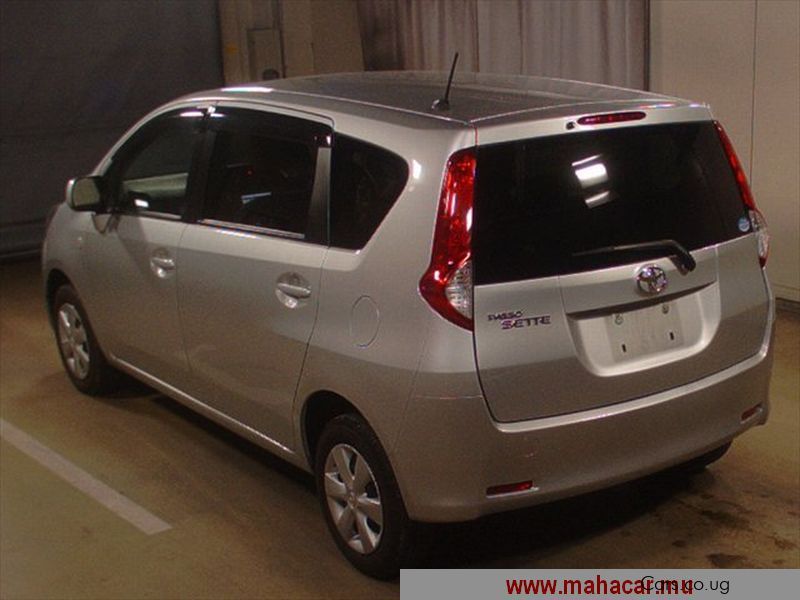 Toyota Passo Sette in Uganda