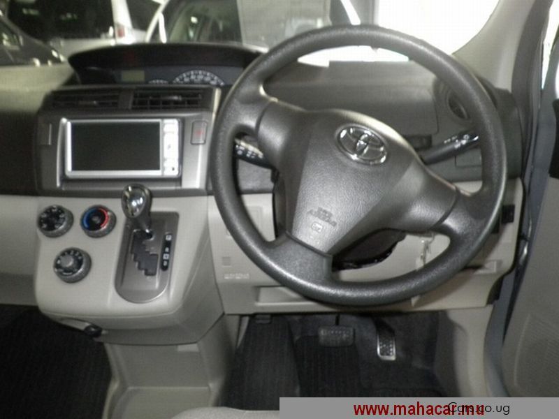 Toyota Passo Sette in Uganda