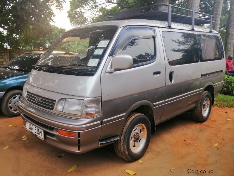 Toyota Supercustom hiace in Uganda