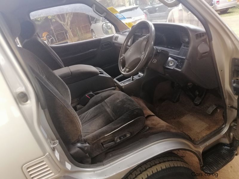 Toyota Supercustom hiace in Uganda
