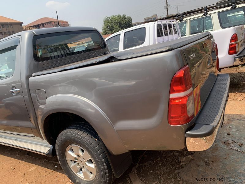 Toyota hilux  in Uganda