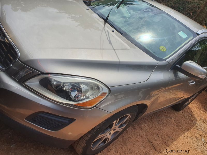 Volvo XC60 in Uganda