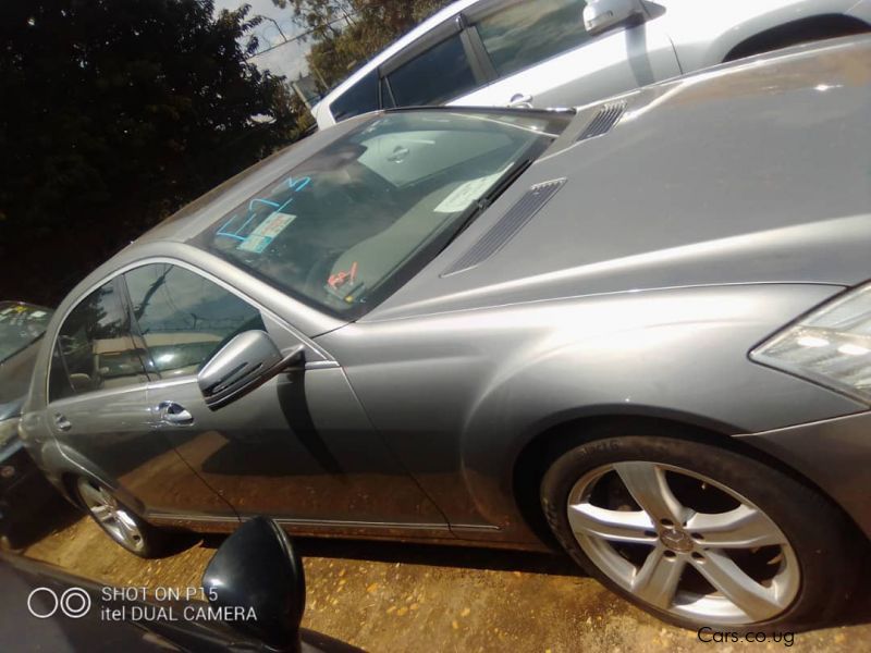 Mercedes-Benz S300L in Uganda