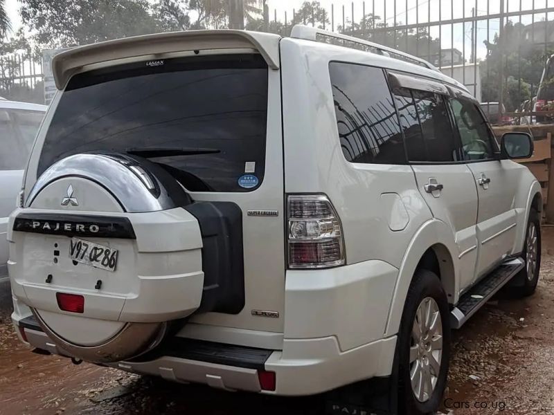 Mitsubishi PAJERO EXCEED in Uganda