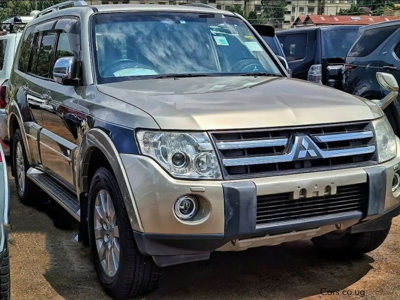 Mitsubishi PAJERO Exceed in Uganda
