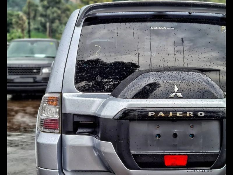 Mitsubishi Pajero exceed in Uganda
