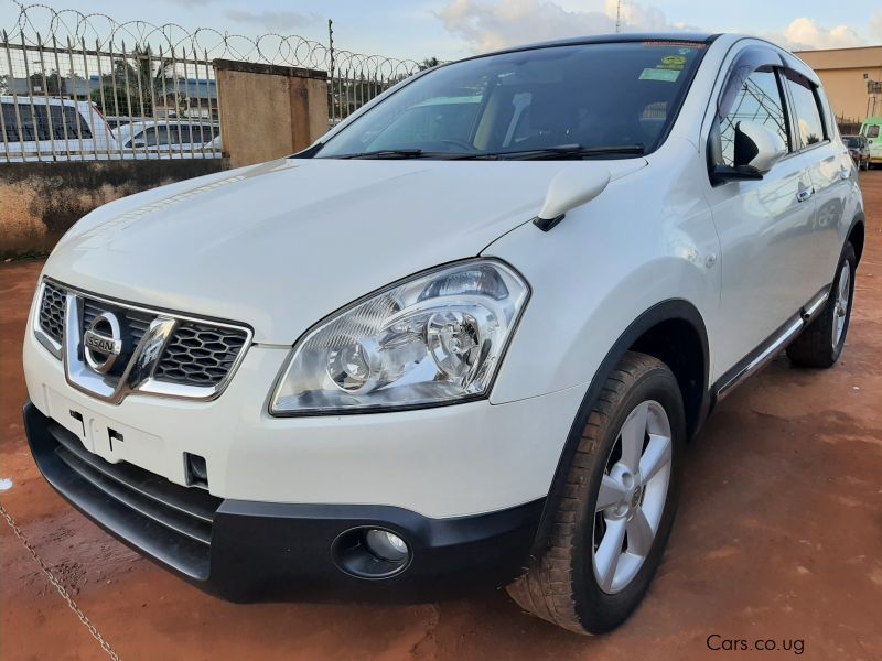 Nissan Dualis in Uganda