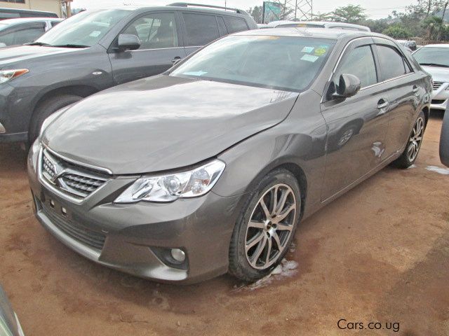 Toyota Mark X in Uganda