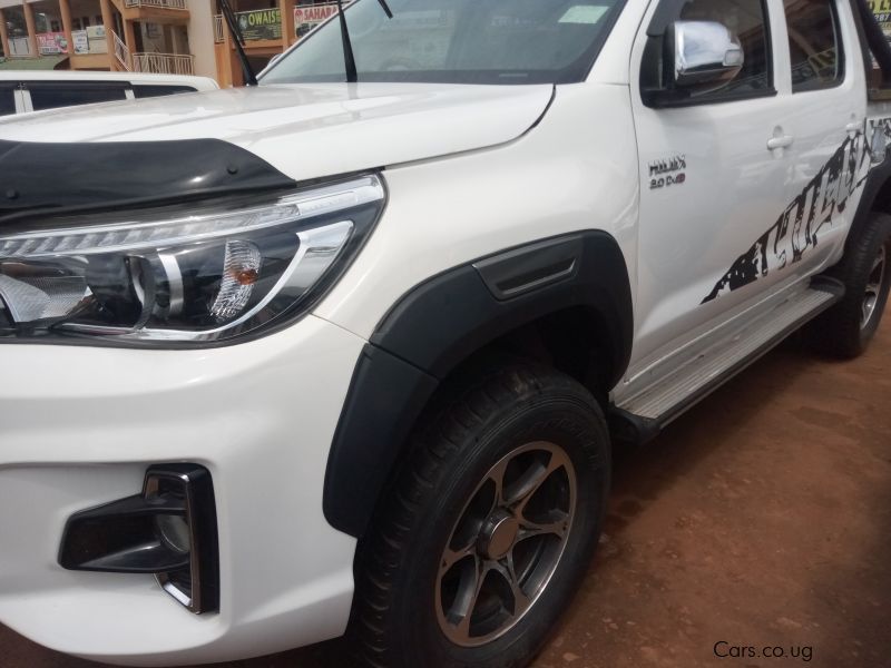 Toyota Hilux 3.0 D4D in Uganda