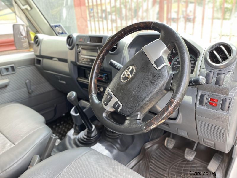 Toyota Land cruiser Hard top in Uganda