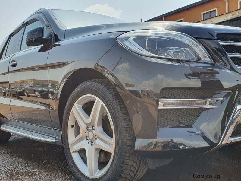 Mercedes-Benz 4matic in Uganda