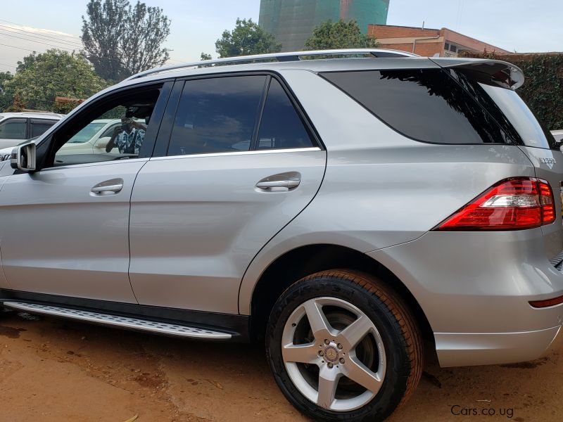 Mercedes-Benz ML 350 in Uganda